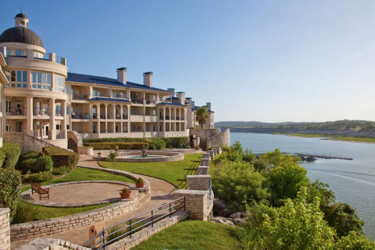 Lago Vista Vacation Rental Sweeping Views of Lake Travis, Luxury