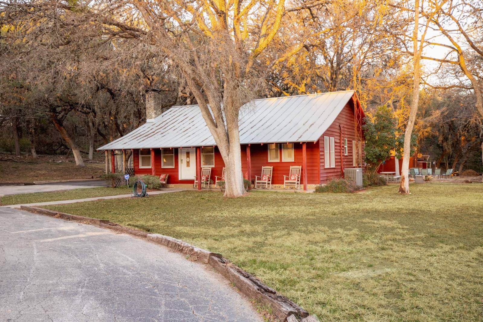 New Braunfels Vacation Rental River Road Retreat Farmhouse Home