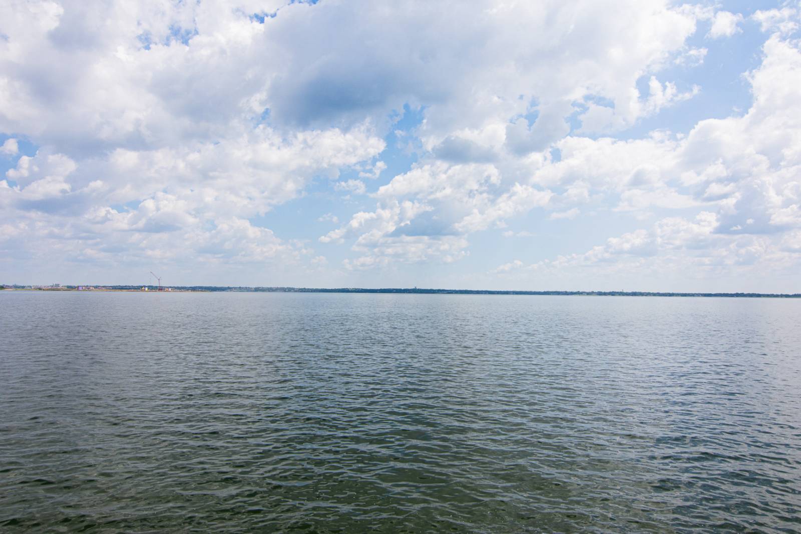 Garland Vacation Rental Lakeview Gem! Lakeside Condo with Deck