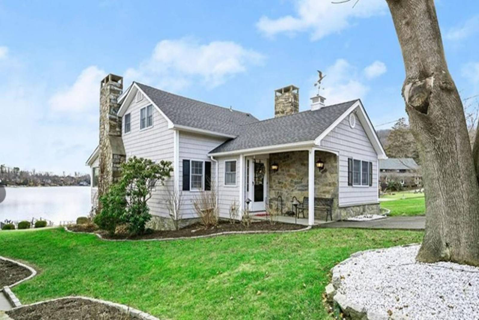 New Fairfield Vacation Rental Waterfront Candlewood Lake House