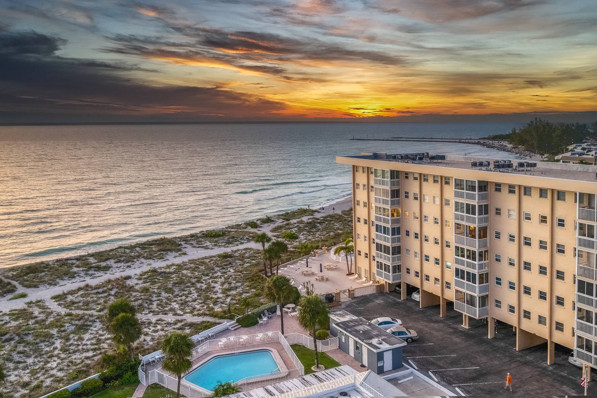 Ocean View And Private Beach Access - Stunning Coastal Retreat - 威尼斯