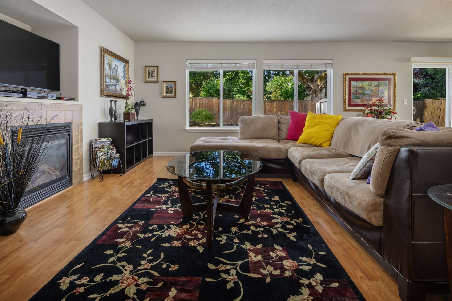 Dundee Vacation Rental Dundee Gem, Bright Open Layout, Fenced Backyrd