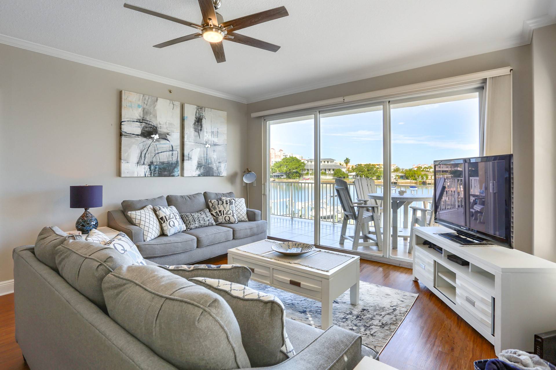 Gourmet Kitchen And Marina Views - Luxurious Coastal Retreat - Clearwater Beach, FL