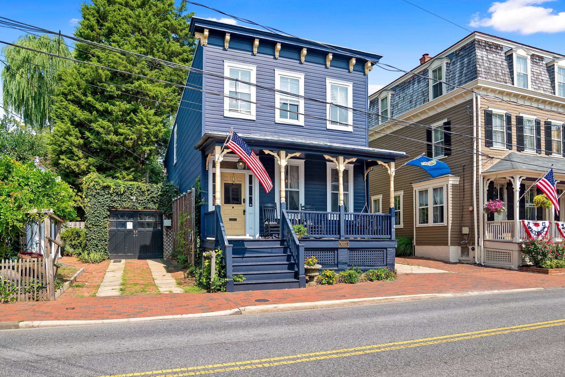Charming Historic Gem With Custom Bar - Elegant Family Haven - Annapolis, MD