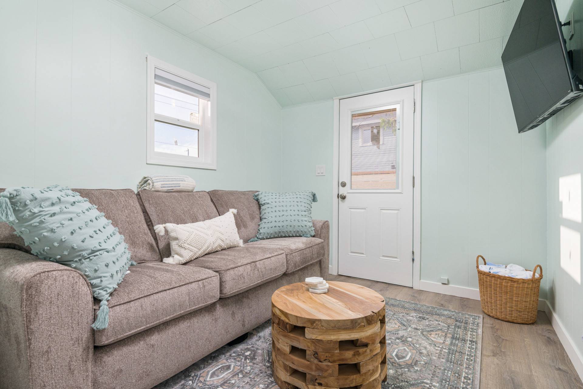 Rockaway Beach Vacation Rental Fantastic Central Rockaway, Private Hot Tub, Pet Friendly