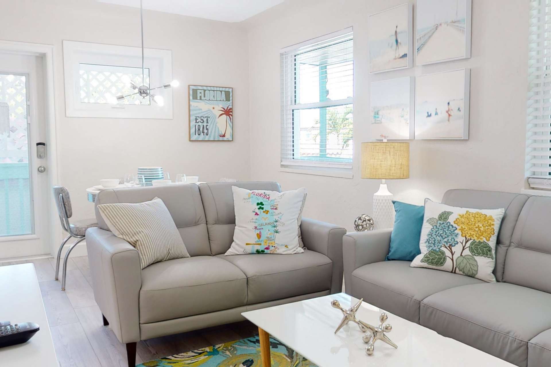 Heated Pool And Tiki Hut - Charming Island Paradise Retreat - Madeira Beach, FL