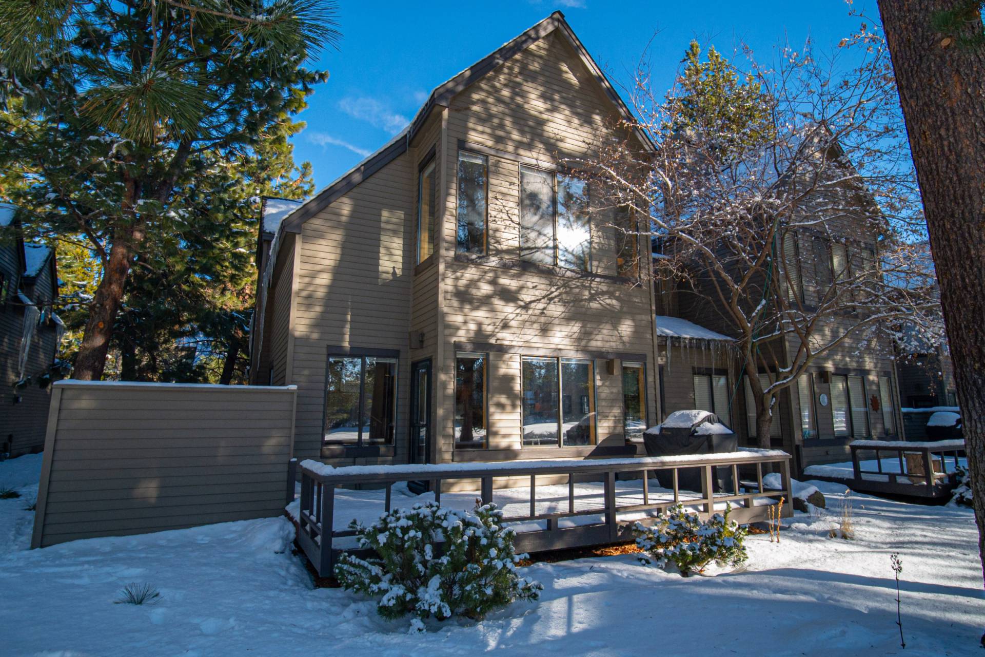 Sunriver Vacation Rental | Incredible Sunriver Retreat, Pet Friendly ...