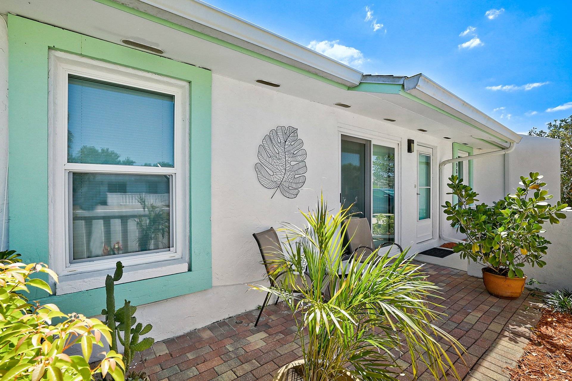 Bradenton Vacation Rental Lakeview Villa PetFriendly, Near