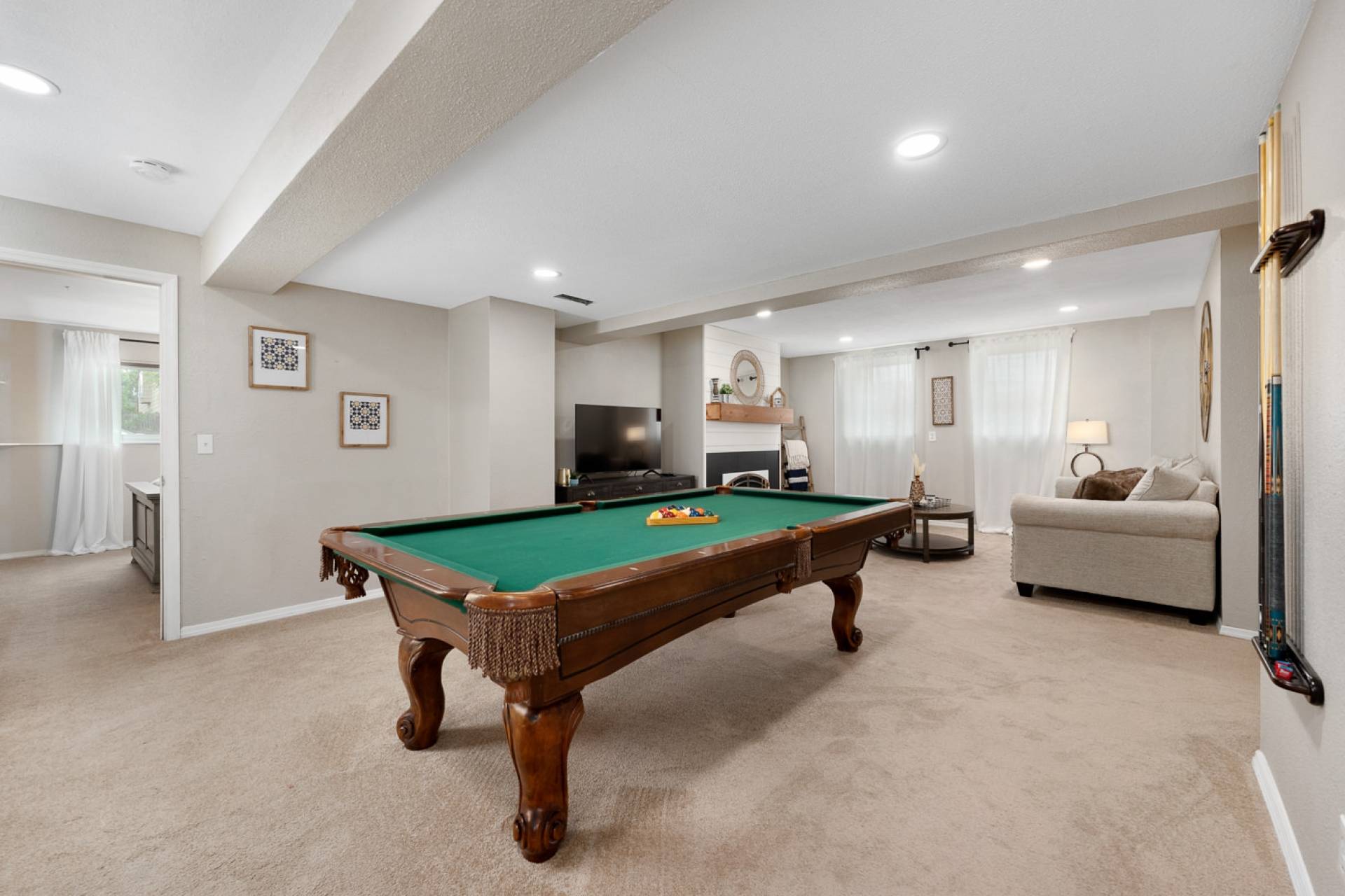 Littleton Vacation Rental The Layover in Littleton..Hot Tub.Pool