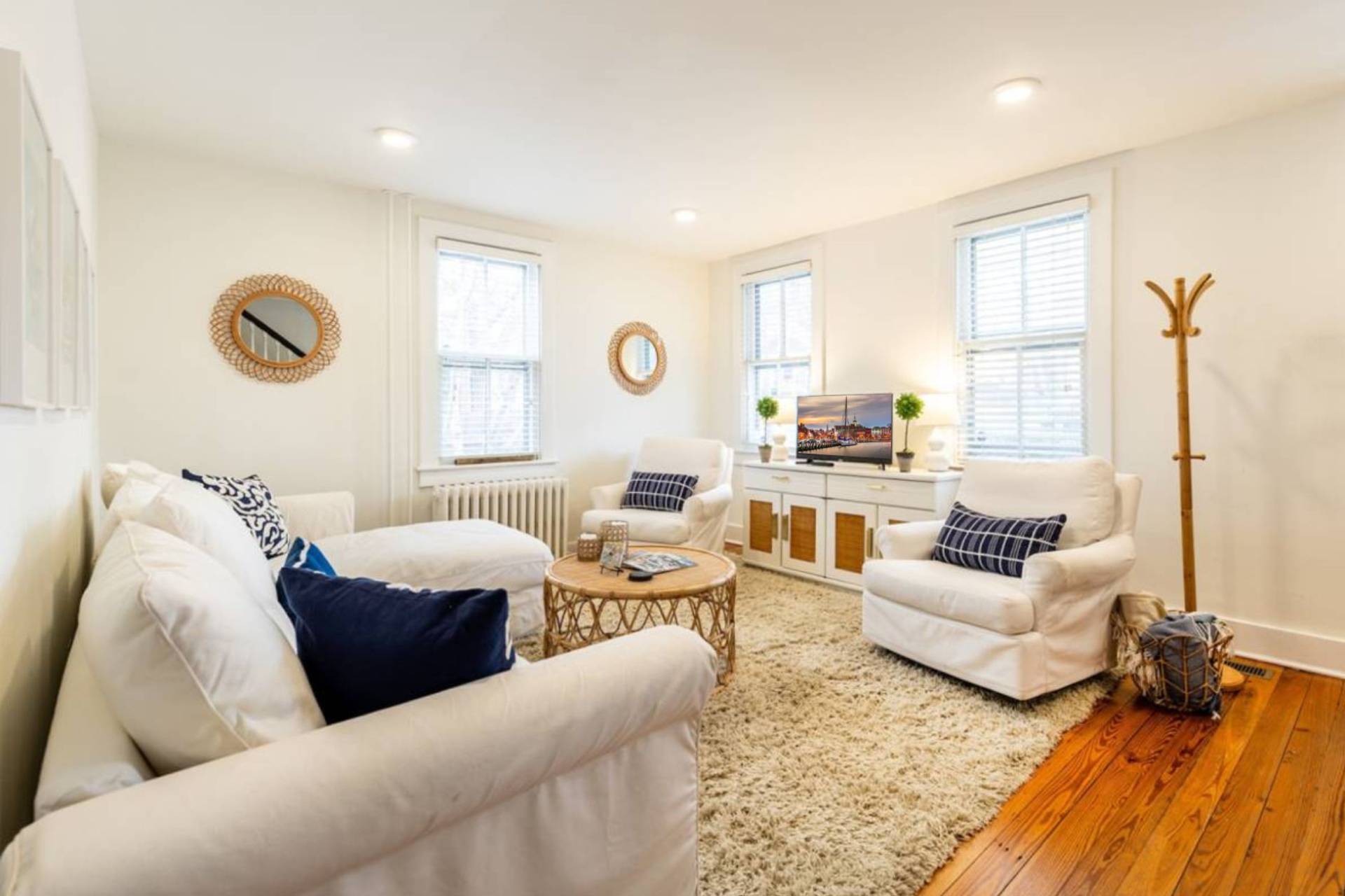 Charming Victorian Retreat With Outdoor Oasis - Inviting And Spacious - Annapolis, MD