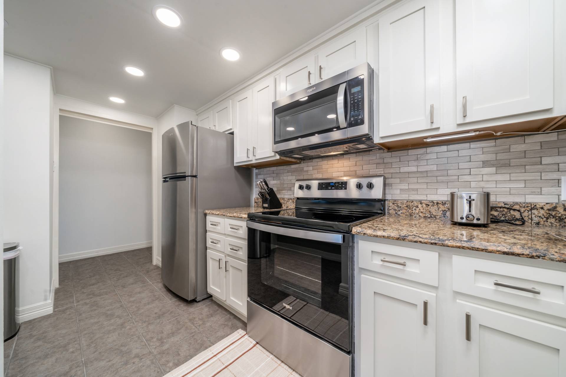 Hot Springs Vacation Rental New! Lake Hamilton Hideaway Upscale