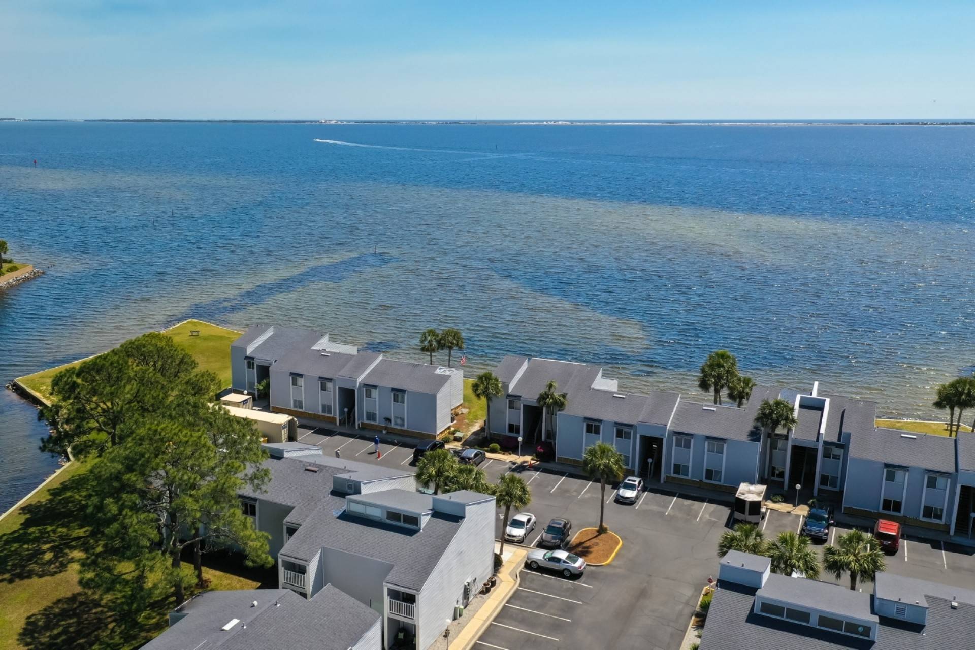 Shalimar Vacation Rental Shalimar Waterfront in Finisterra Views of