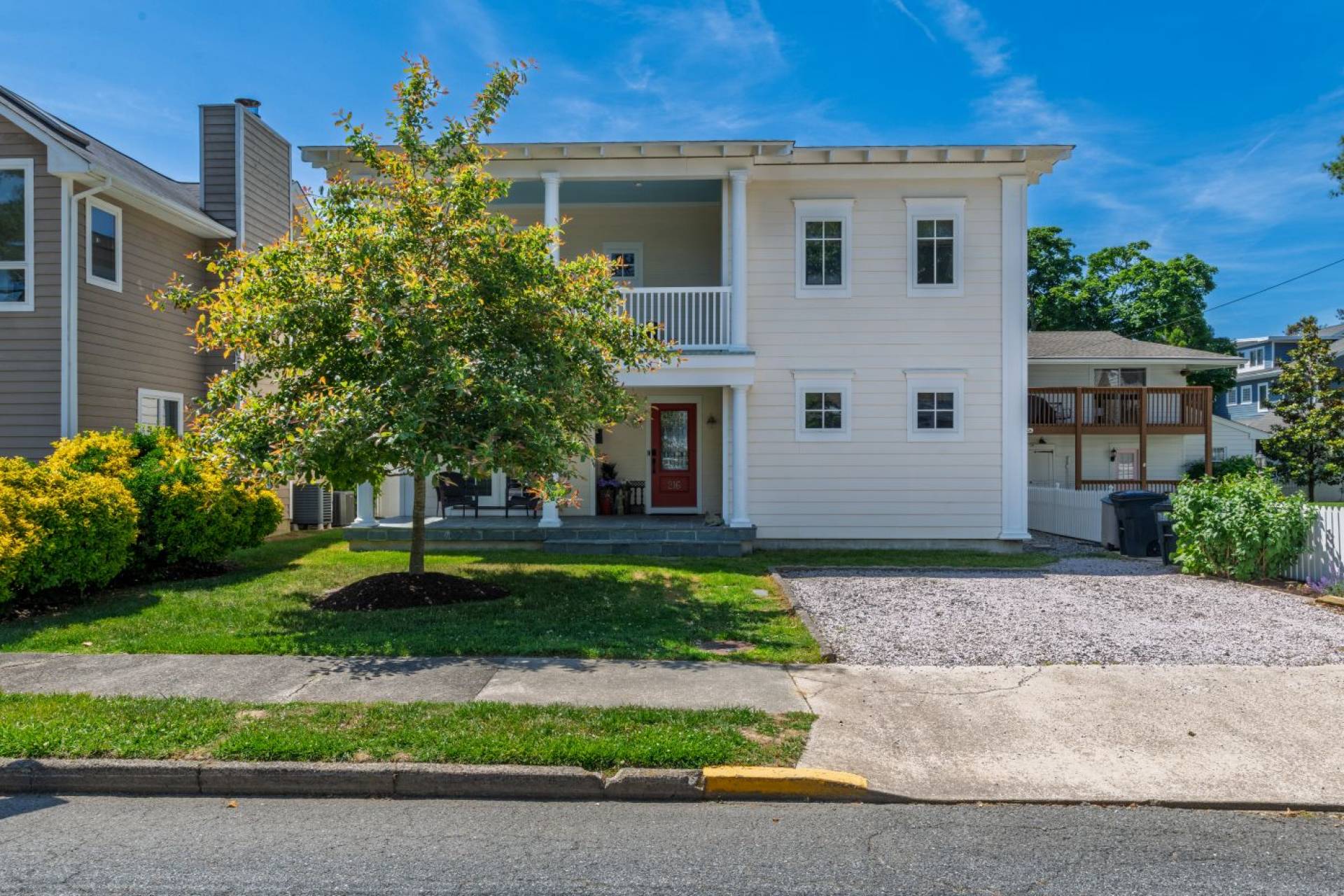 Free Daily Activity Passes And Private Backyard - Gorgeous Spacious Haven - Rehoboth Beach, DE