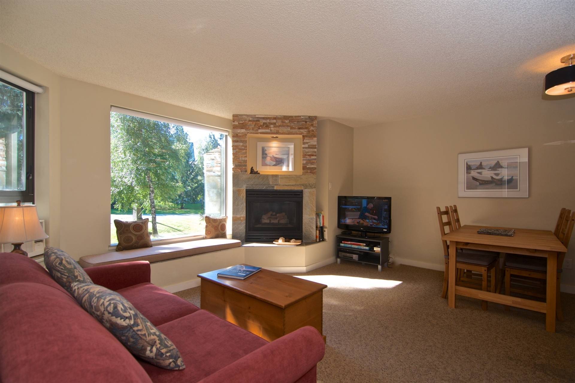 Ski Access, Outdoor Pool, And Sauna - Charming Cozy Getaway - Kanada