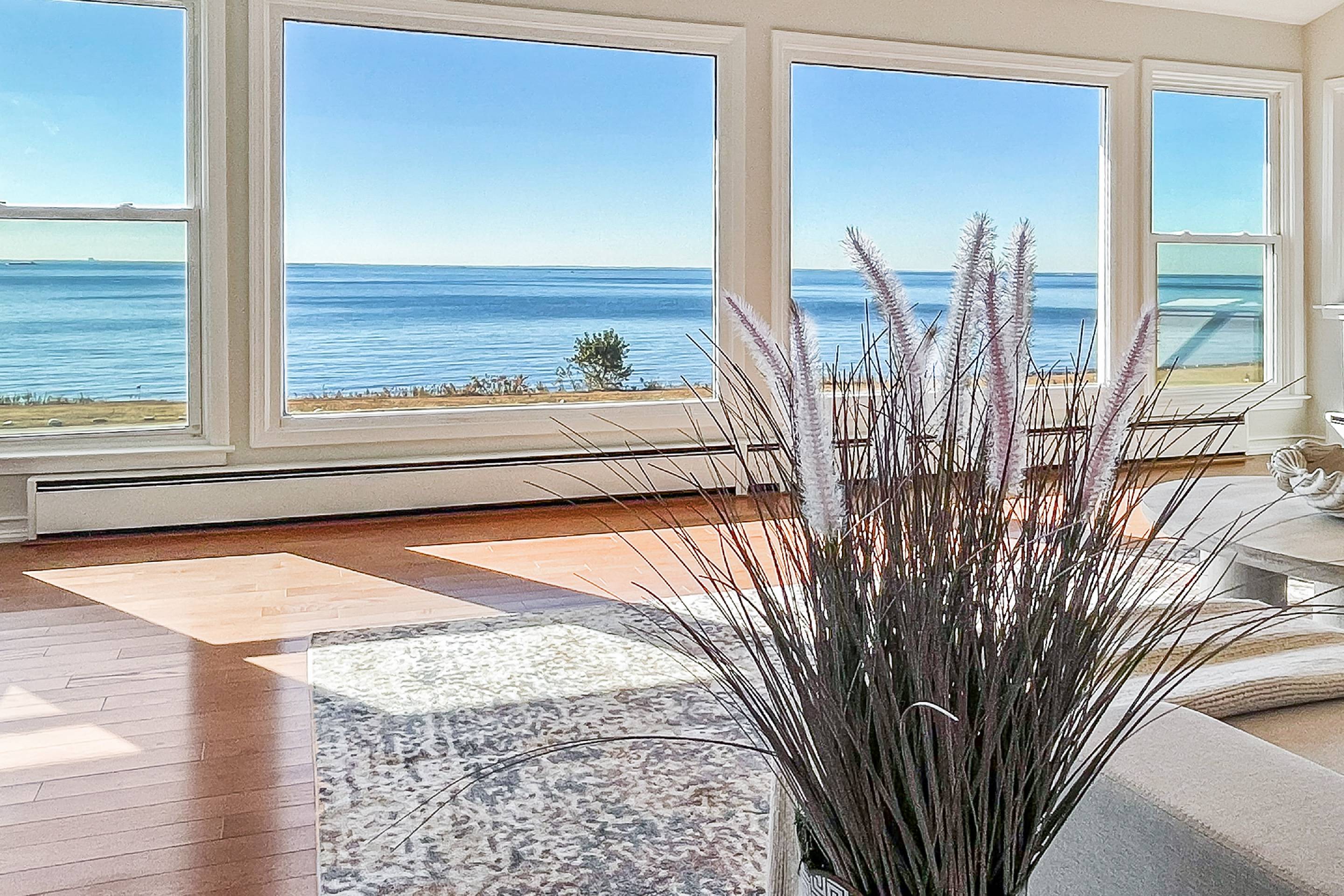 Exquisite Oceanfront Retreat With Pool And Breathtaking Views - Luxurious Sanctuary - Connecticut