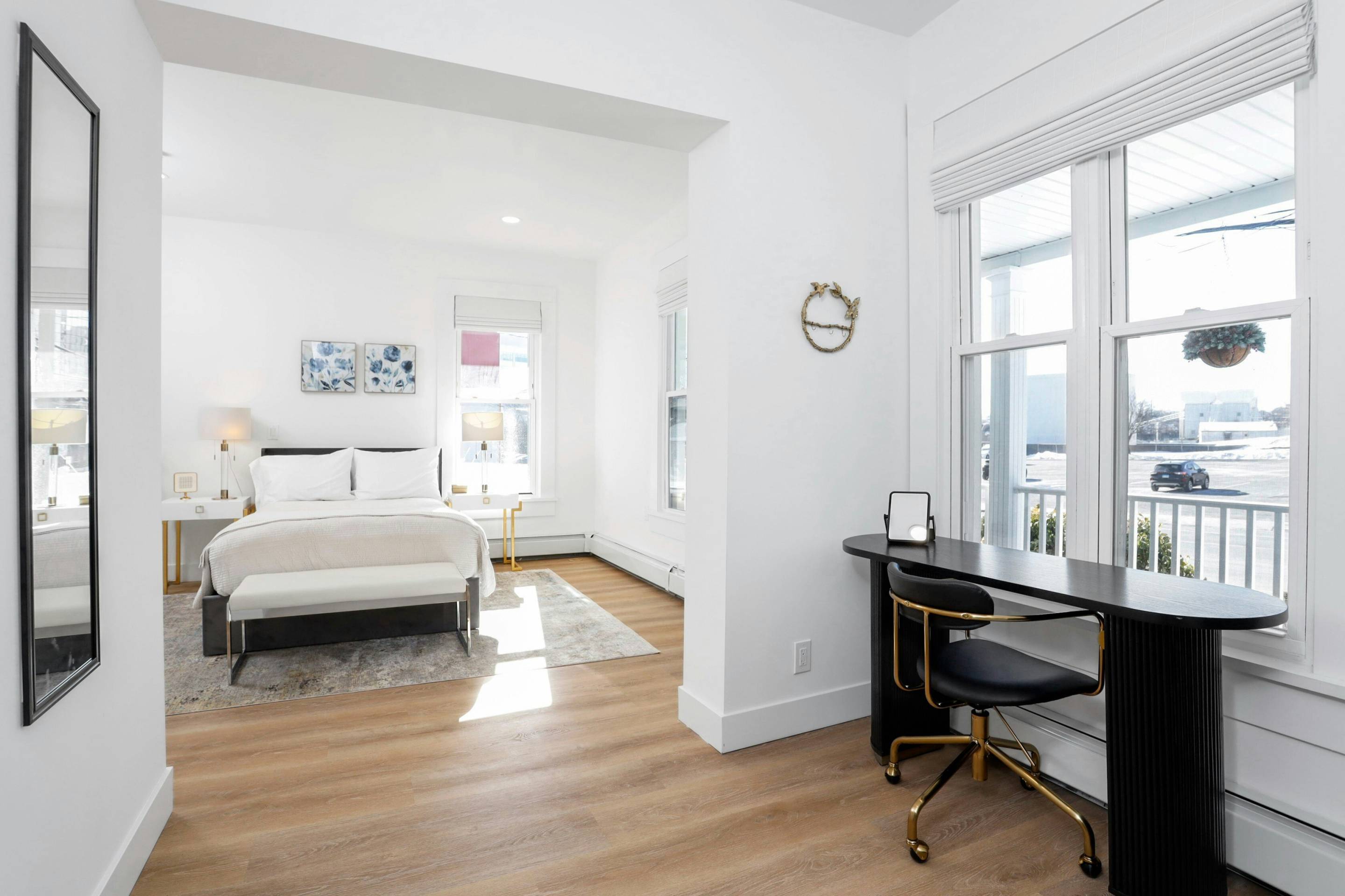 Harbor Haven, Apt #5, 3br/2ba - Stamford, CT