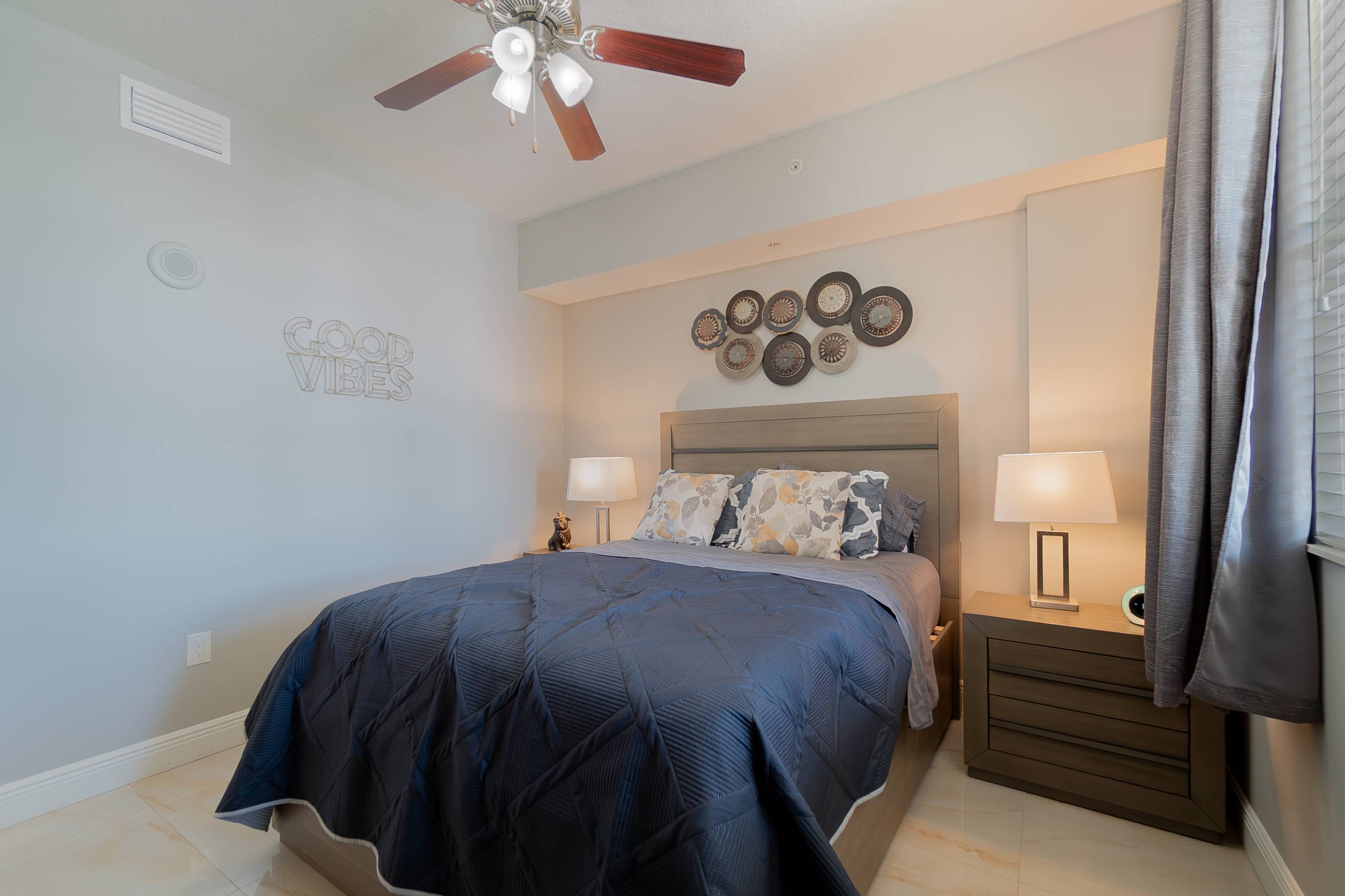 Serene Views And Resort Style Amenities - Upscale Waterfront Retreat - Bahamas