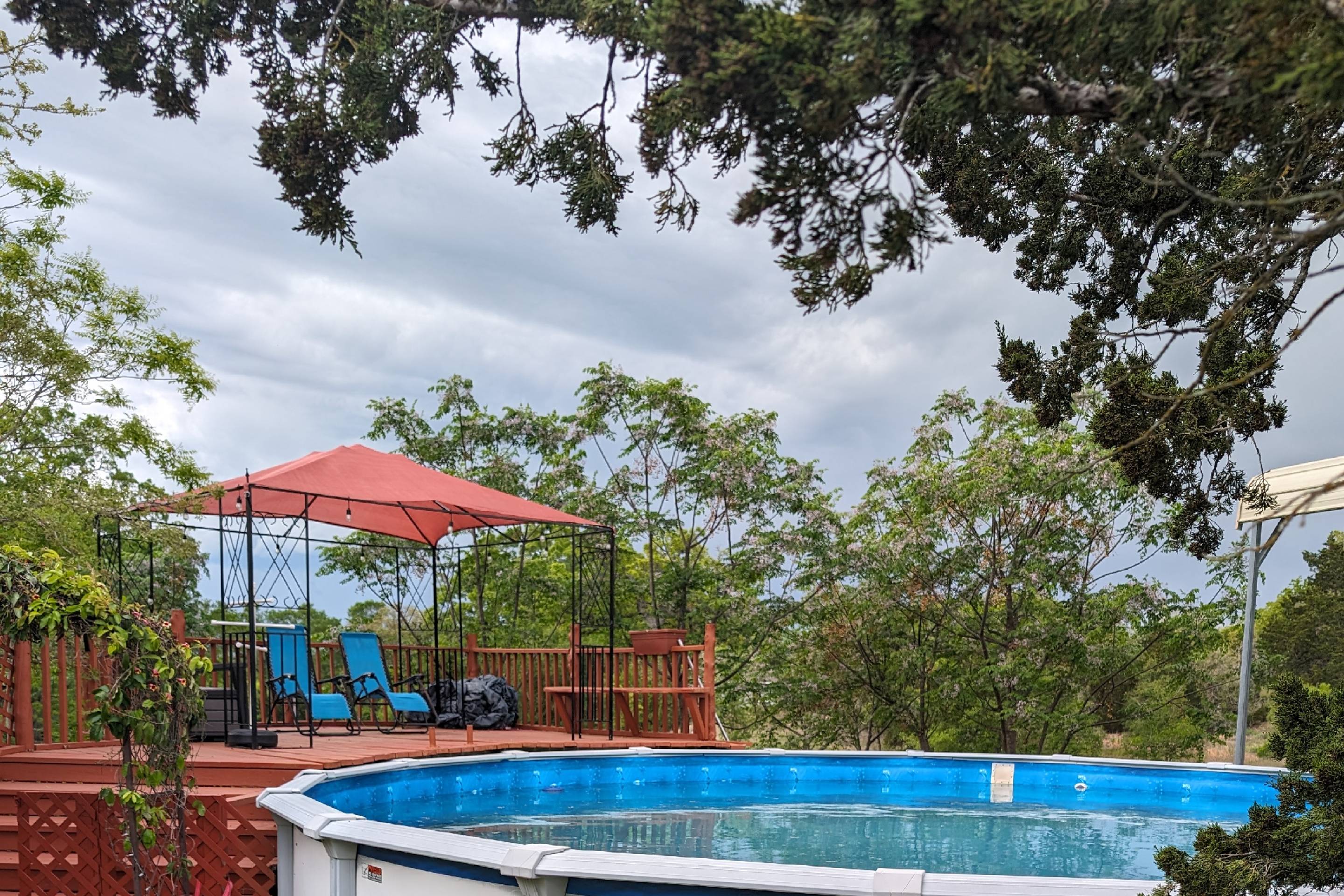 Tranquil Oasis With Pool And Hot Tub - Charming Rustic Retreat - Cedar Creek, TX