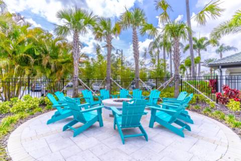 5036 105 Vista Cay