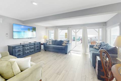 Yoda Beach House