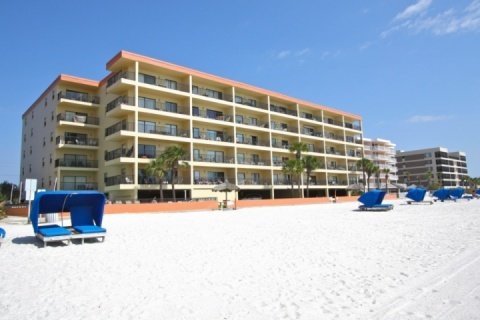 100 - Las Brisas