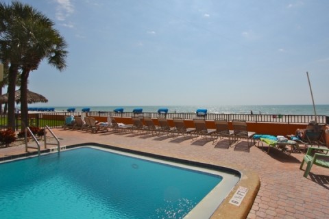 100 - Las Brisas