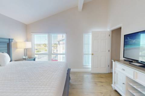 169-E - Madeira Beach Yacht Club