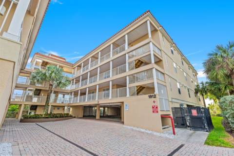 303 Oceanway
