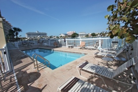 204 Bay Harbor
