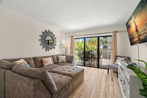 102 Waterview