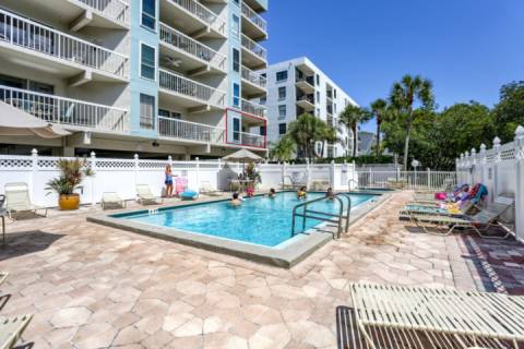 102 Waterview
