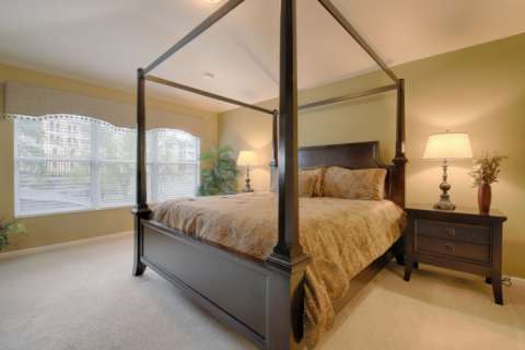 2540 Windsor Hills
