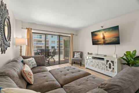 102 Waterview