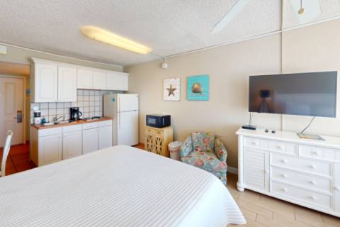 513 - Island Inn