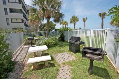707 Sandcastle I