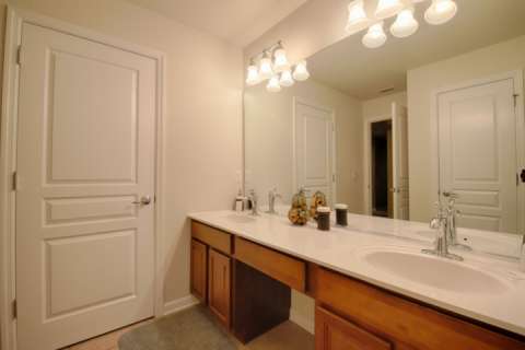 2540 Windsor Hills