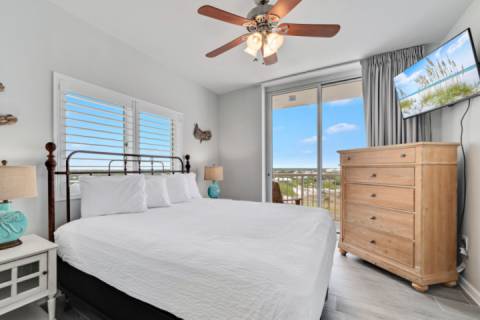 Beach Club A-801