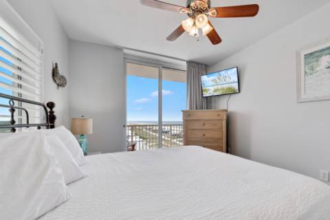 Beach Club A-801