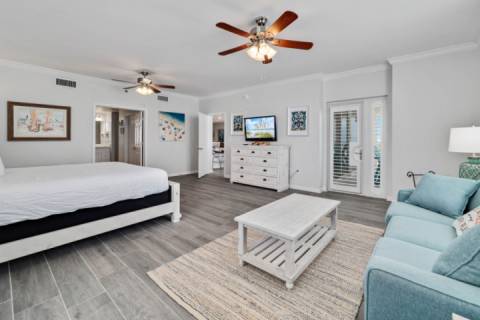 Beach Club A-801
