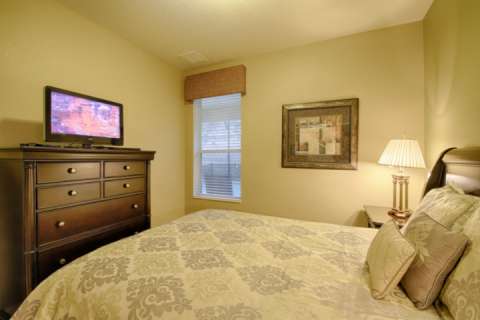 2540 Windsor Hills
