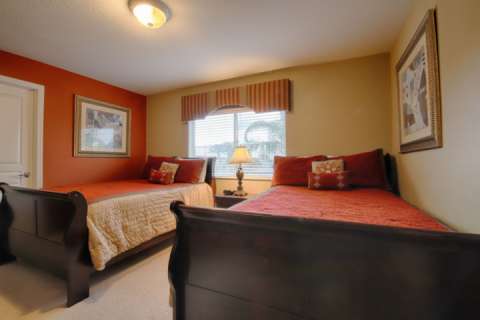 2540 Windsor Hills