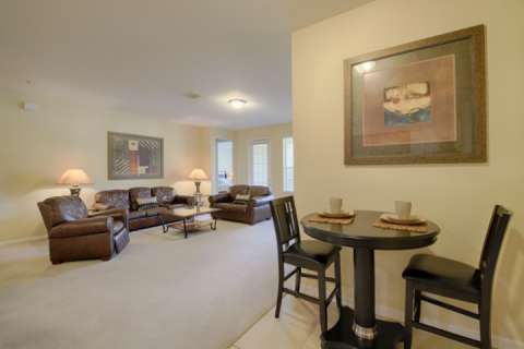 5036 105 Vista Cay