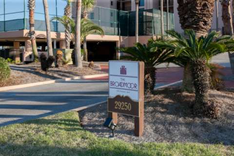 Broadmoor 602