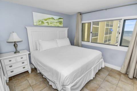 Pinnacle Port B3-307