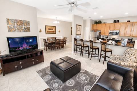 8960 Paradise Palms