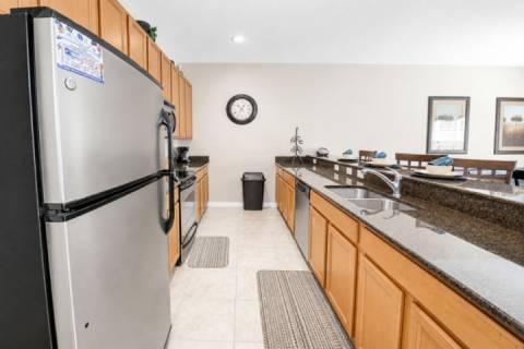 8960 Paradise Palms