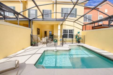 8960 Paradise Palms
