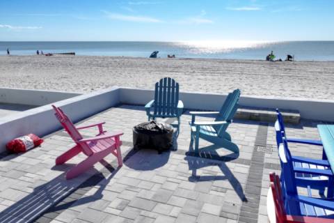 Yoda Beach House