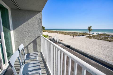 209 Suite - Island Inn