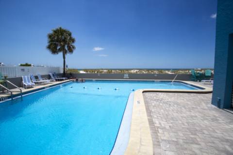 612 - Island Inn